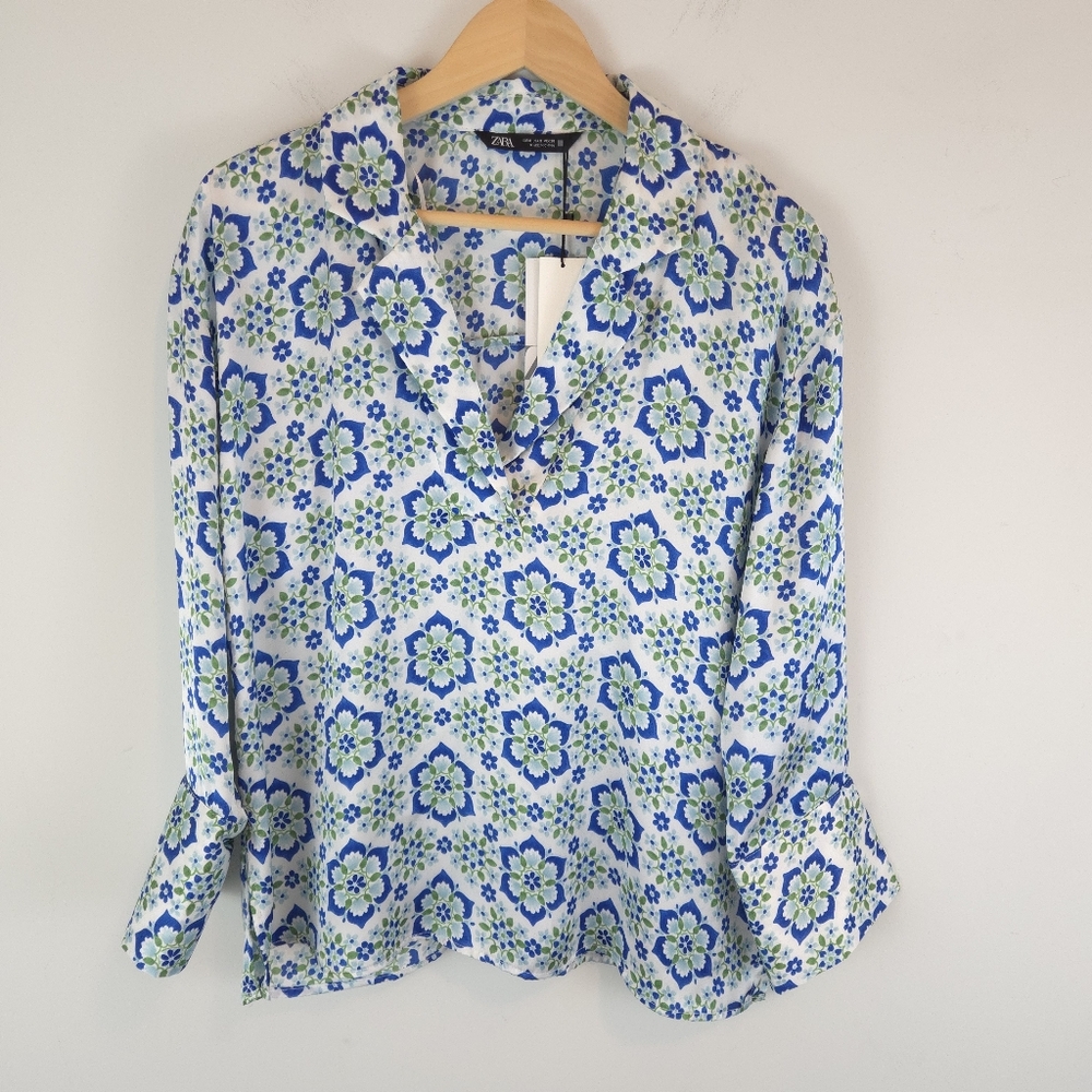 Zara Women's Collared Floral Print Blouse
